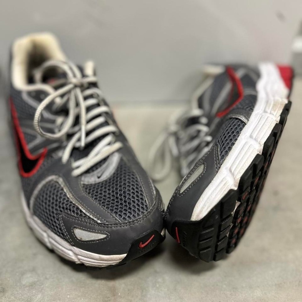 Nike trainers‎